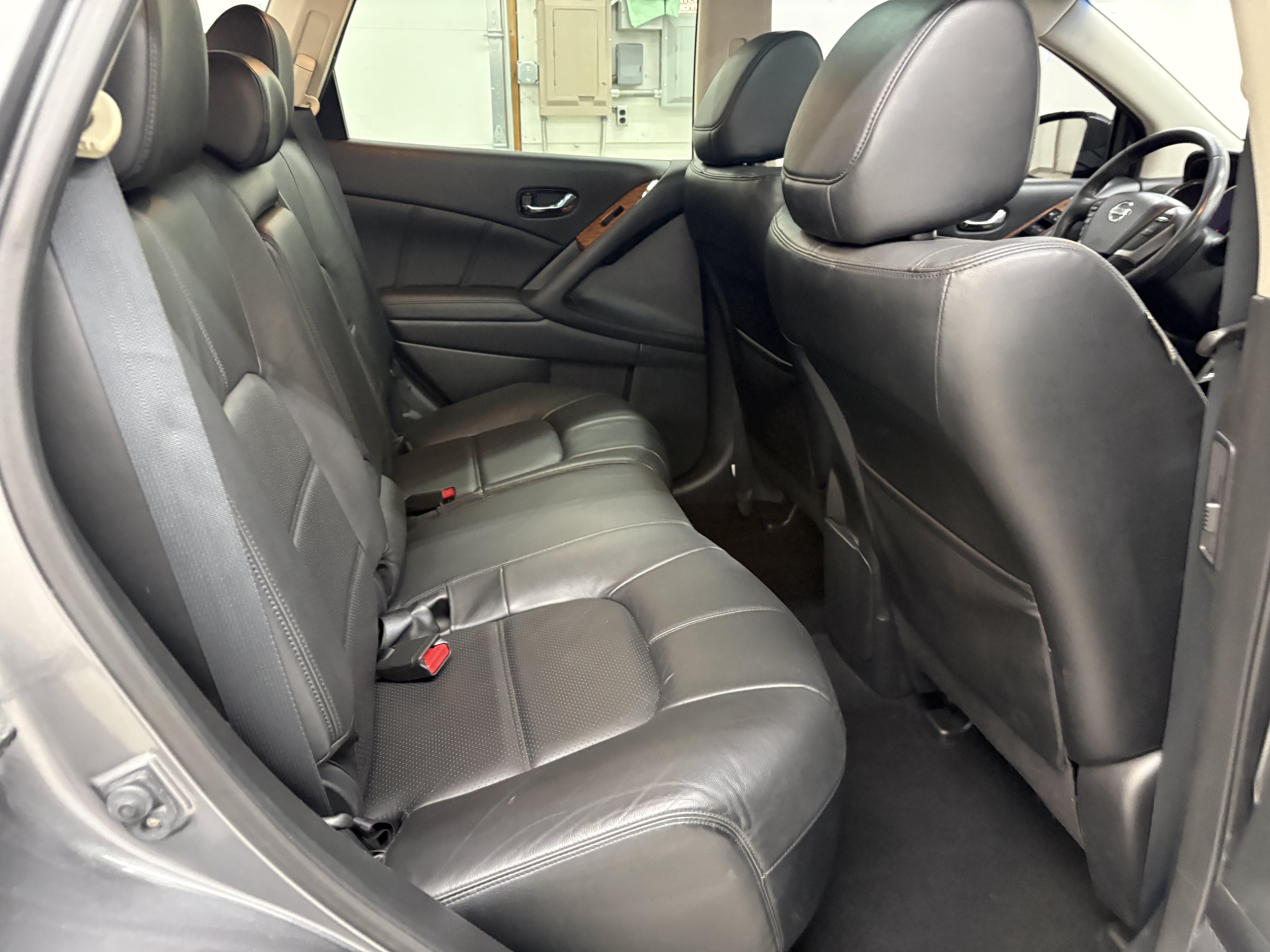 Used 2013 Nissan Murano LE w/ Platinum Pkg FWD image 24