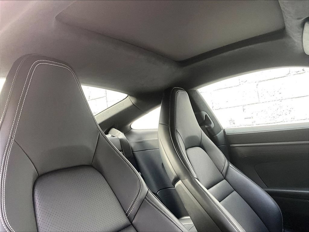 Certified 2026 Porsche 911 Carrera GTS RWD image 27