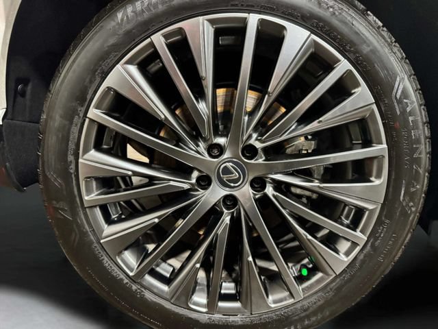 Used 2025 Lexus RX 450h AWD w/ Convenience Package image 32