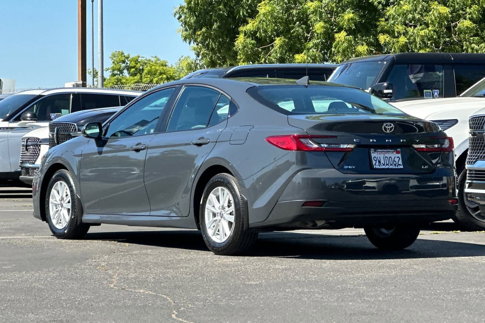 Used 2026 Toyota Camry LE w/ Convenience Package FWD image 6