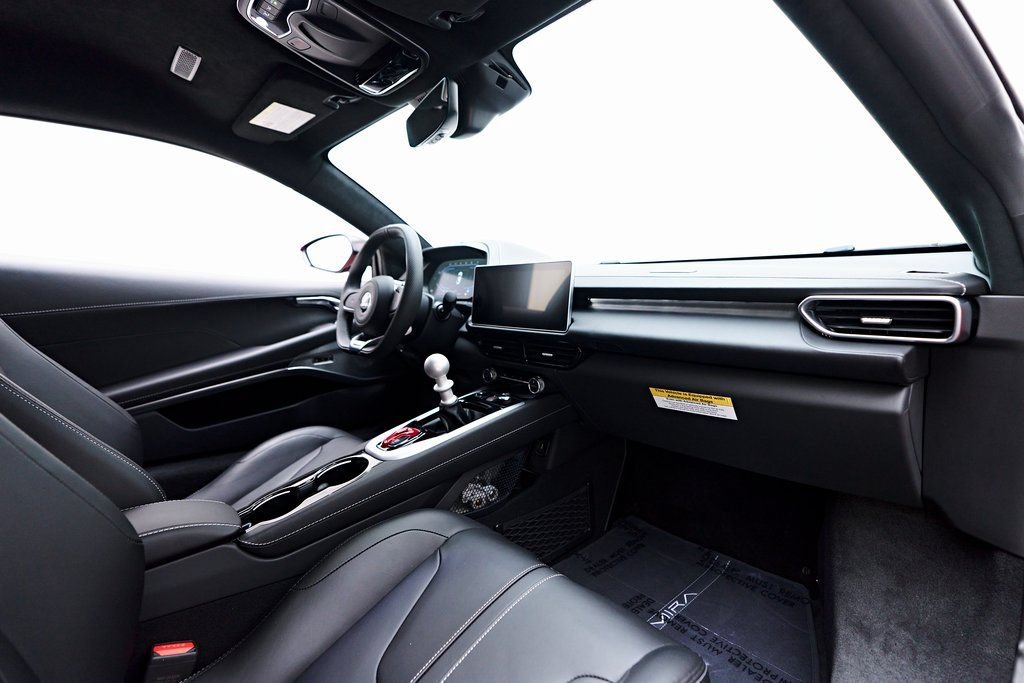 Used 2025 Lotus Emira RWD image 51