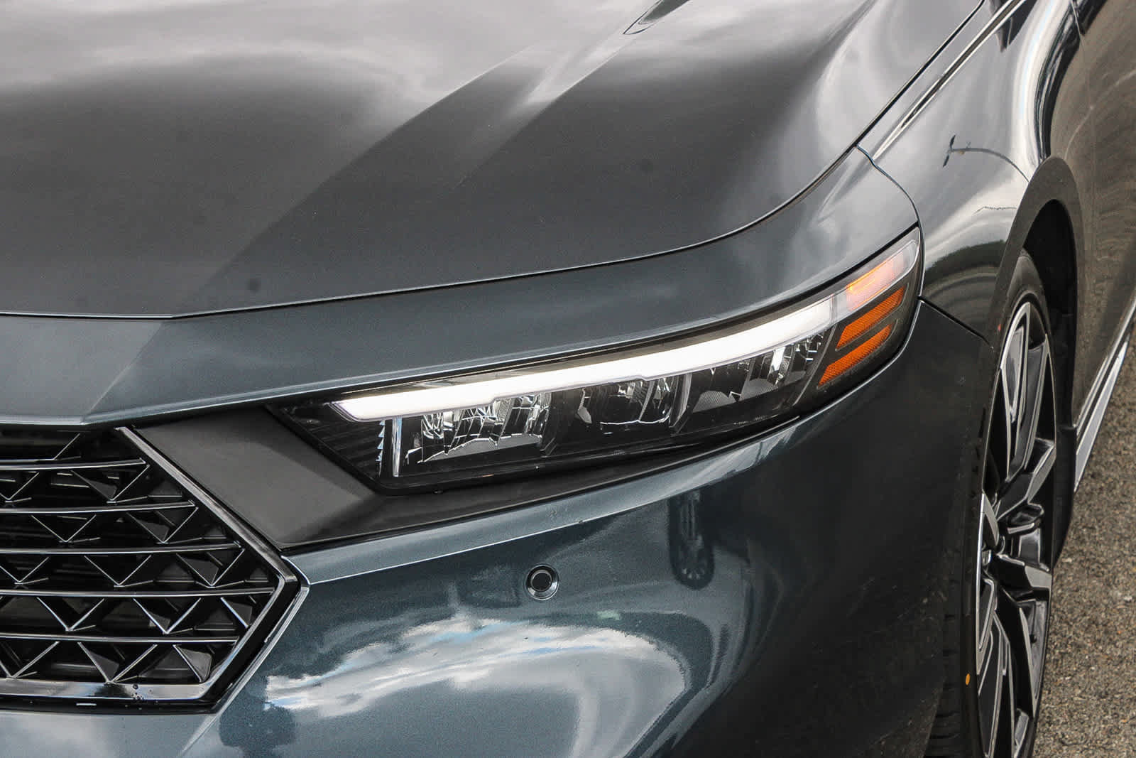 Used 2024 Honda Accord Touring image 10