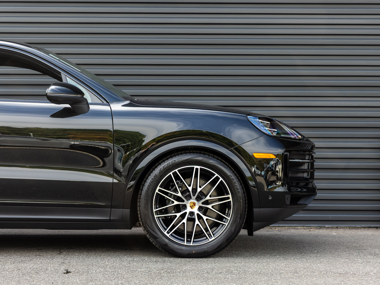 New 2026 Porsche Cayenne Coupe AWD/4WD image 9