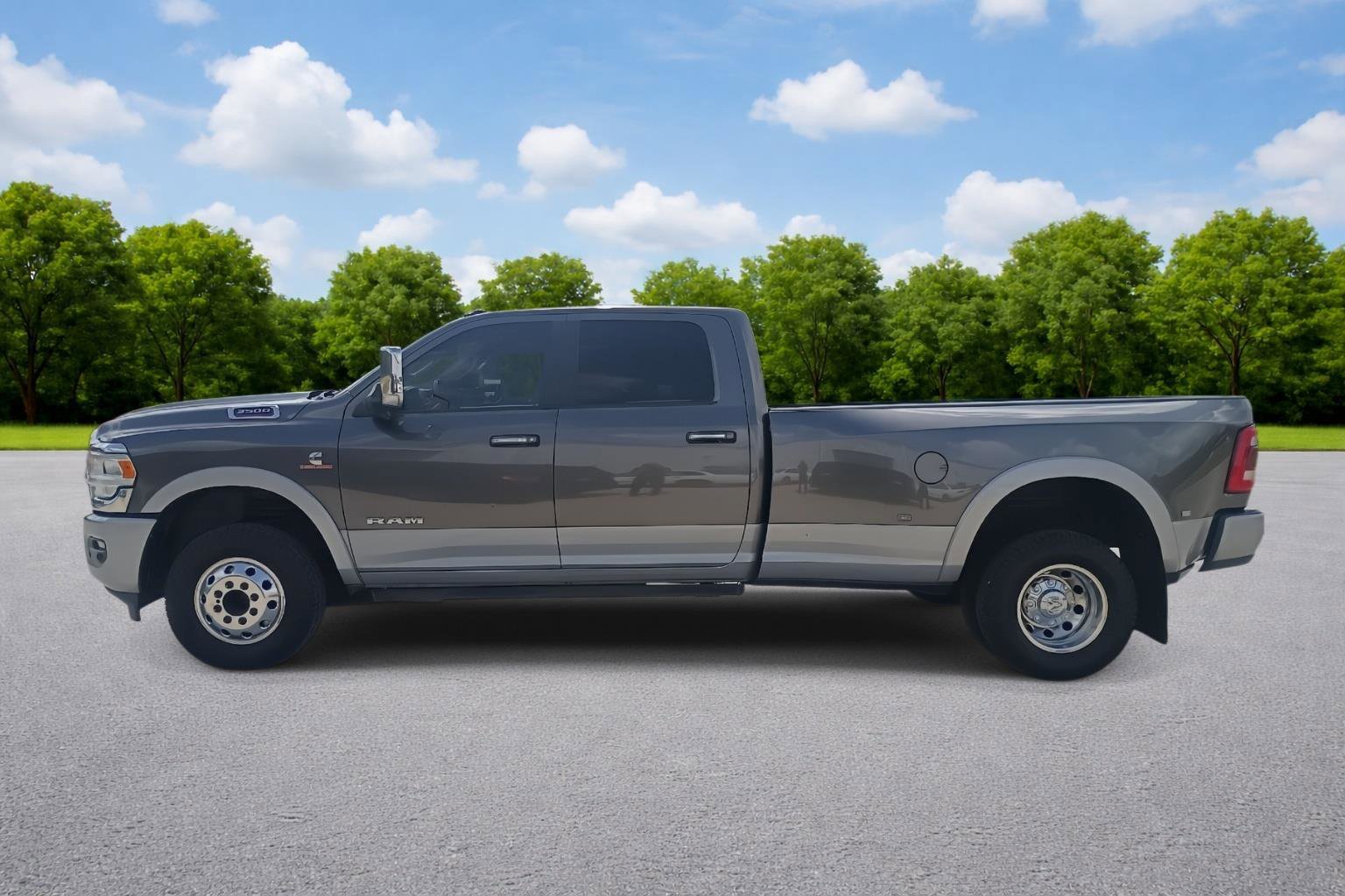 Used 2020 RAM 3500 Laramie image 4