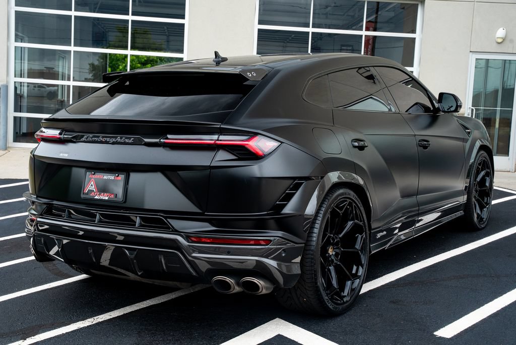 Used 2024 Lamborghini Urus Performante AWD/4WD image 14