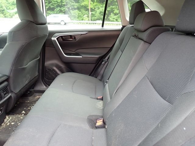Certified 2024 Toyota RAV4 LE AWD/4WD image 11