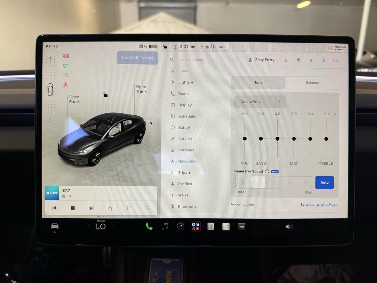 Used 2024 Tesla Model 3 Performance AWD/4WD image 17