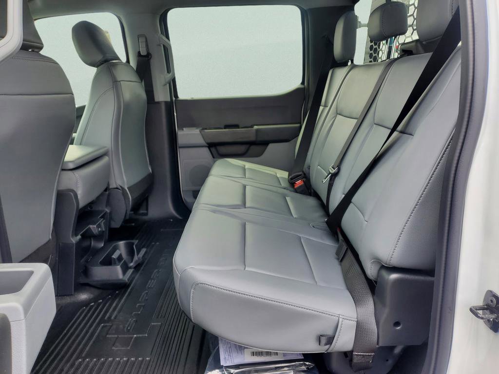 New 2025 Ford F350 XL w/ XL Chrome Package AWD/4WD image 40