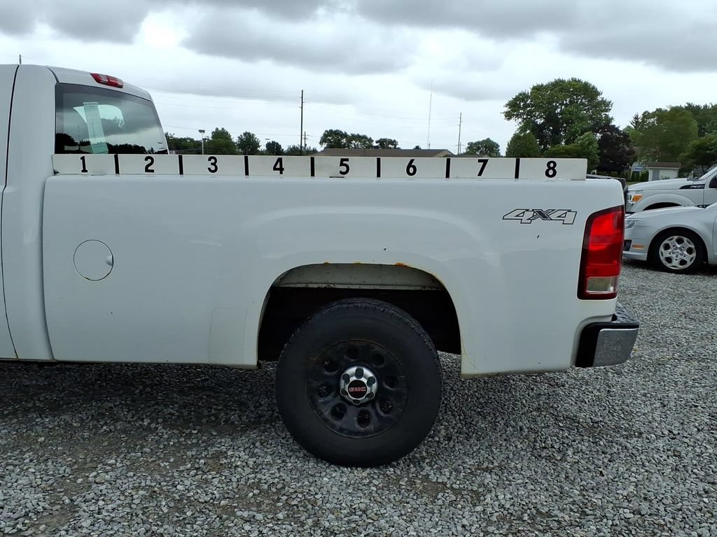 Used 2011 GMC Sierra 1500 W/T AWD/4WD image 5