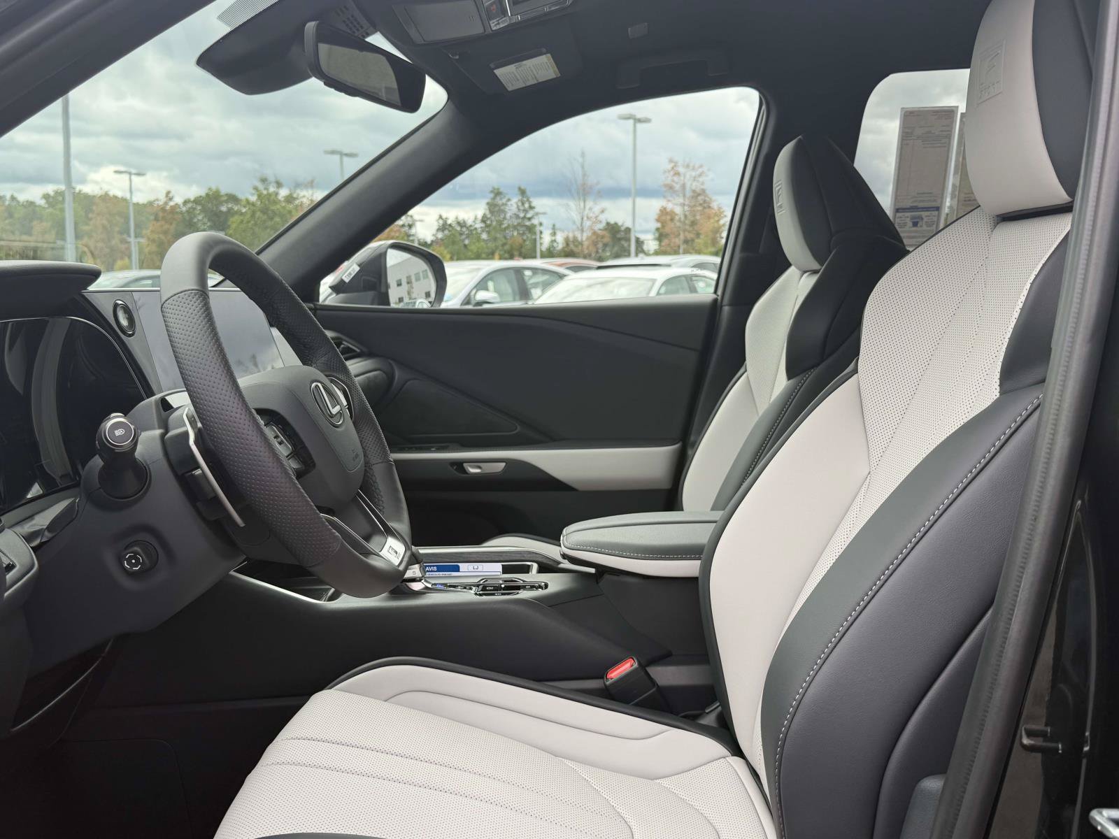 New 2026 Lexus TX 500h AWD w/ Technology Package image 14