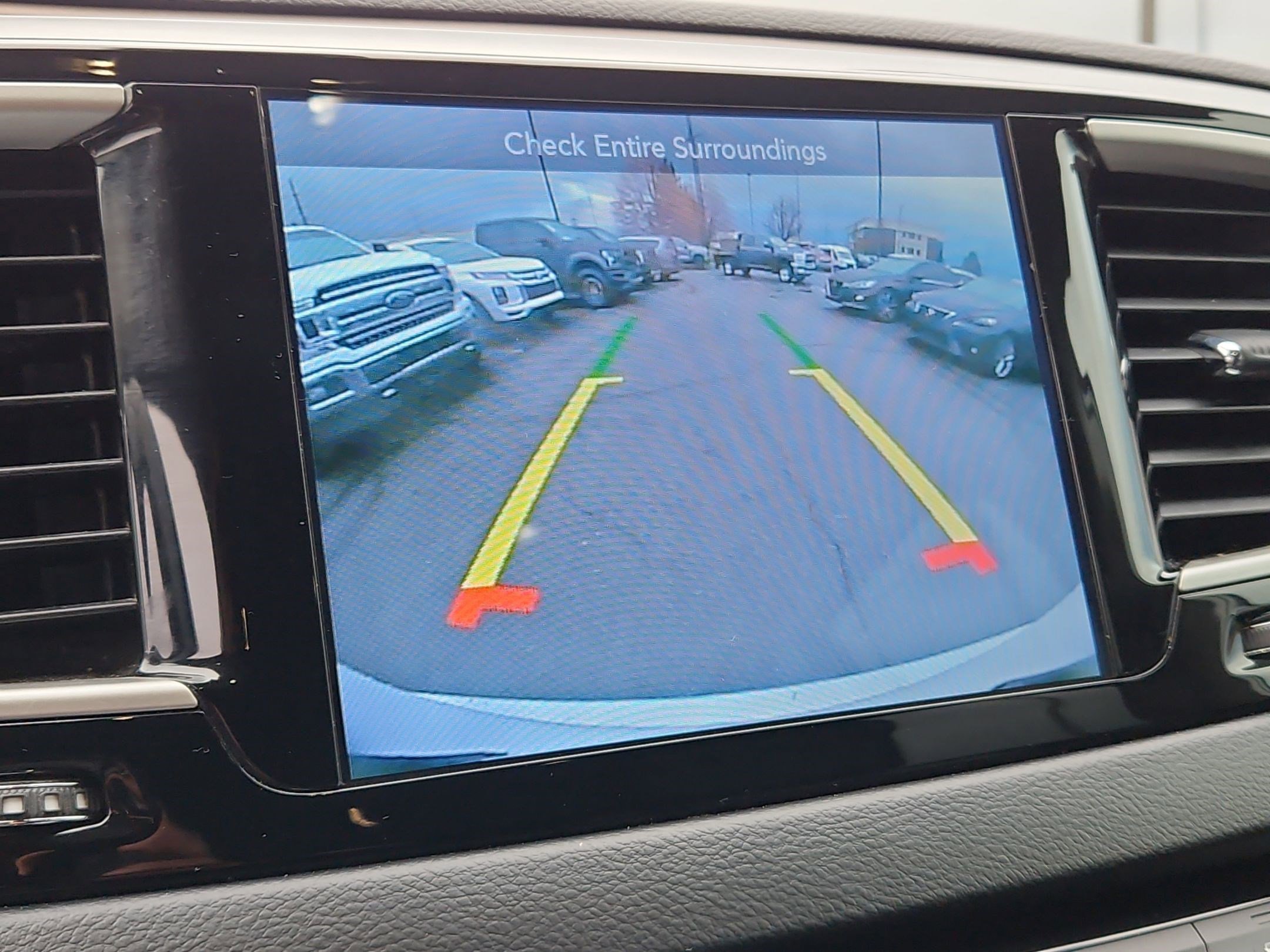 Used 2017 Chrysler Pacifica Touring-L image 25