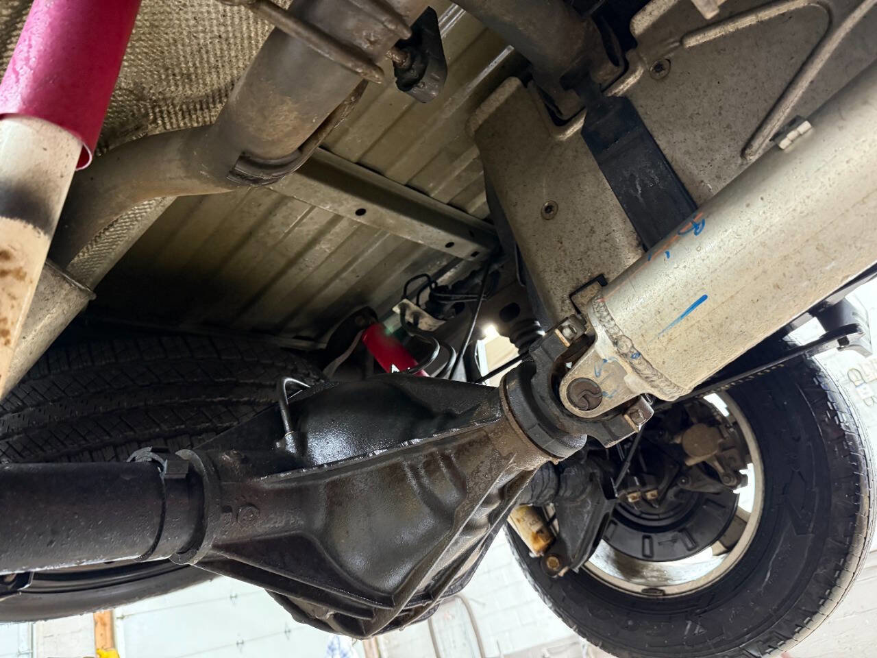 Used 2018 Chevrolet Silverado 1500 LT w/ All Star Edition image 30