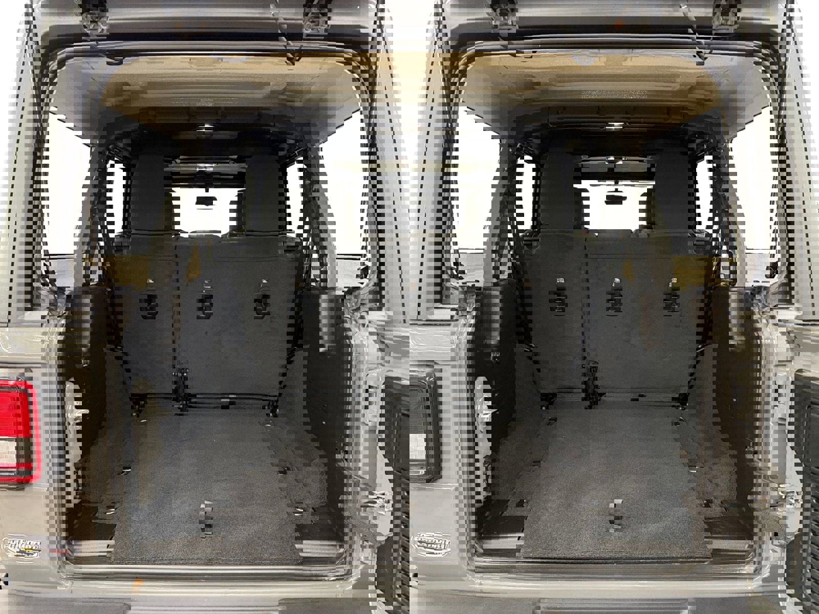 Used 2020 Jeep Wrangler Willys image 24