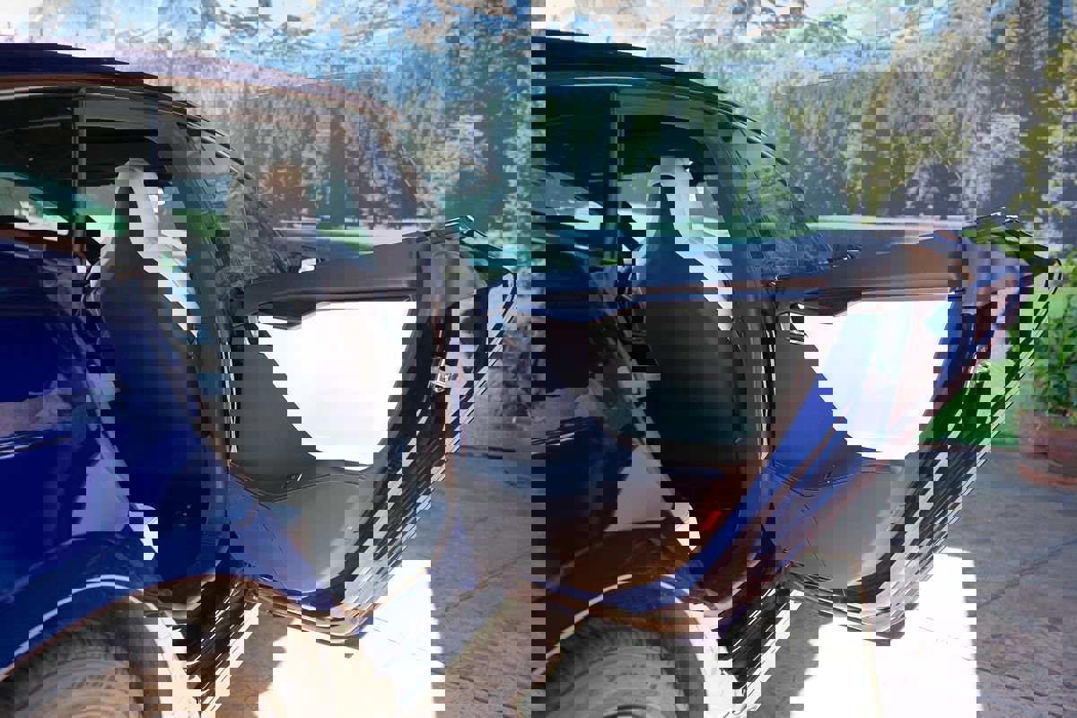 Used 2018 Tesla Model S 75D image 28