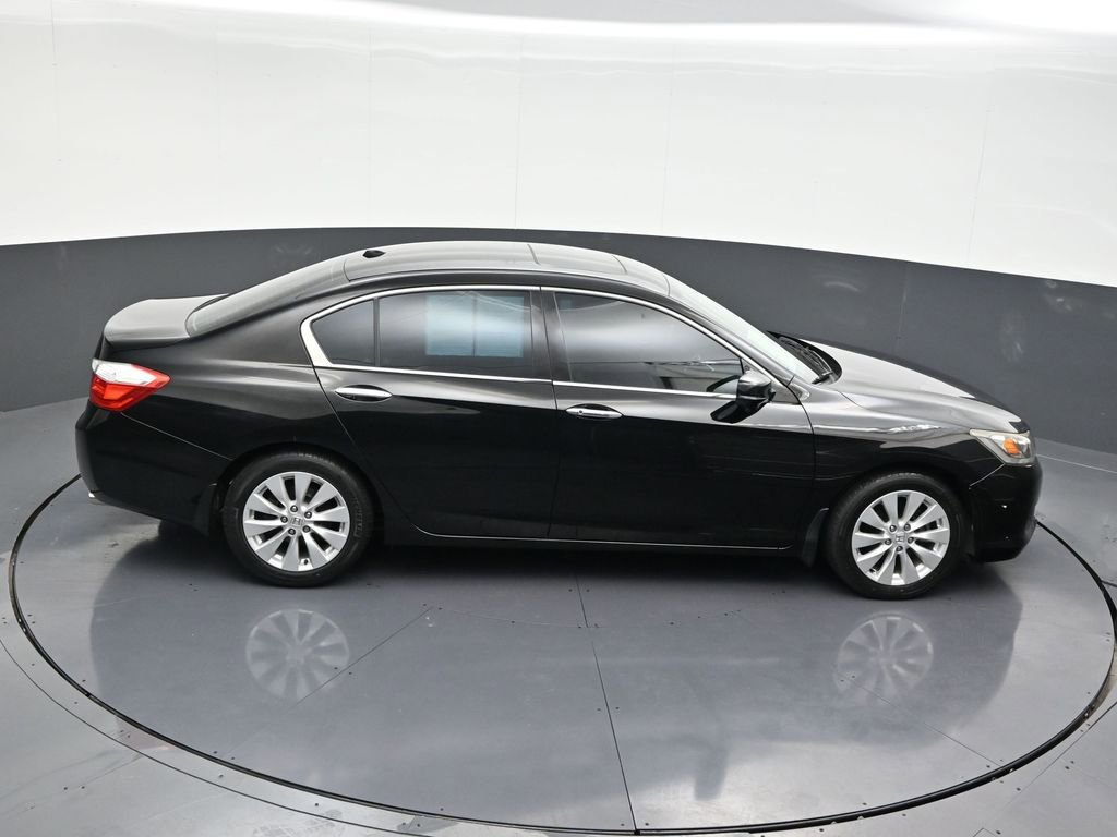 Used 2015 Honda Accord Touring image 21