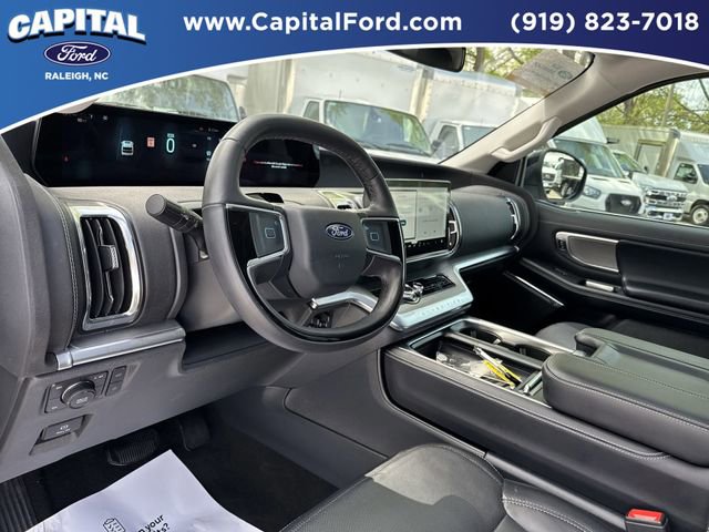 Certified 2025 Ford Expedition Max Platinum image 22