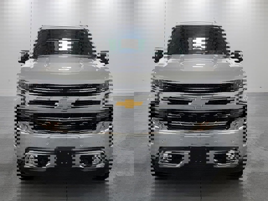 Used 2019 Chevrolet Silverado 1500 LTZ w/ LTZ Plus Package image 3