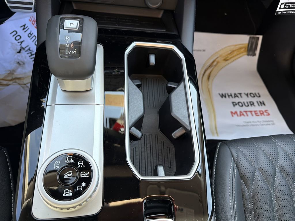 New 2026 Mitsubishi Outlander SEL image 22