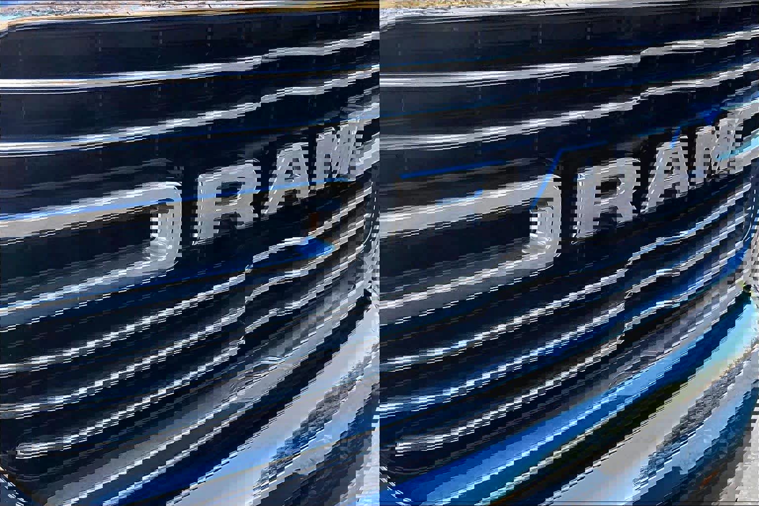 Used 2019 RAM 1500 Laramie image 32