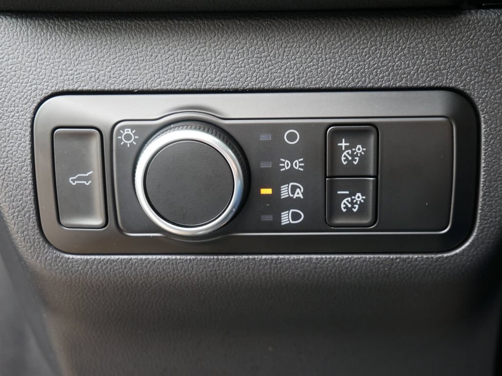 Certified 2025 Ford Escape ST-Line w/ Tech Pack #1 AWD/4WD image 19