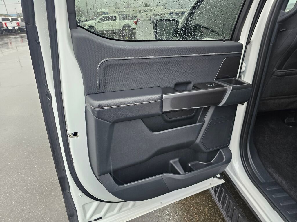 Used 2021 Ford F150 XLT w/ Equipment Group 302A High image 12