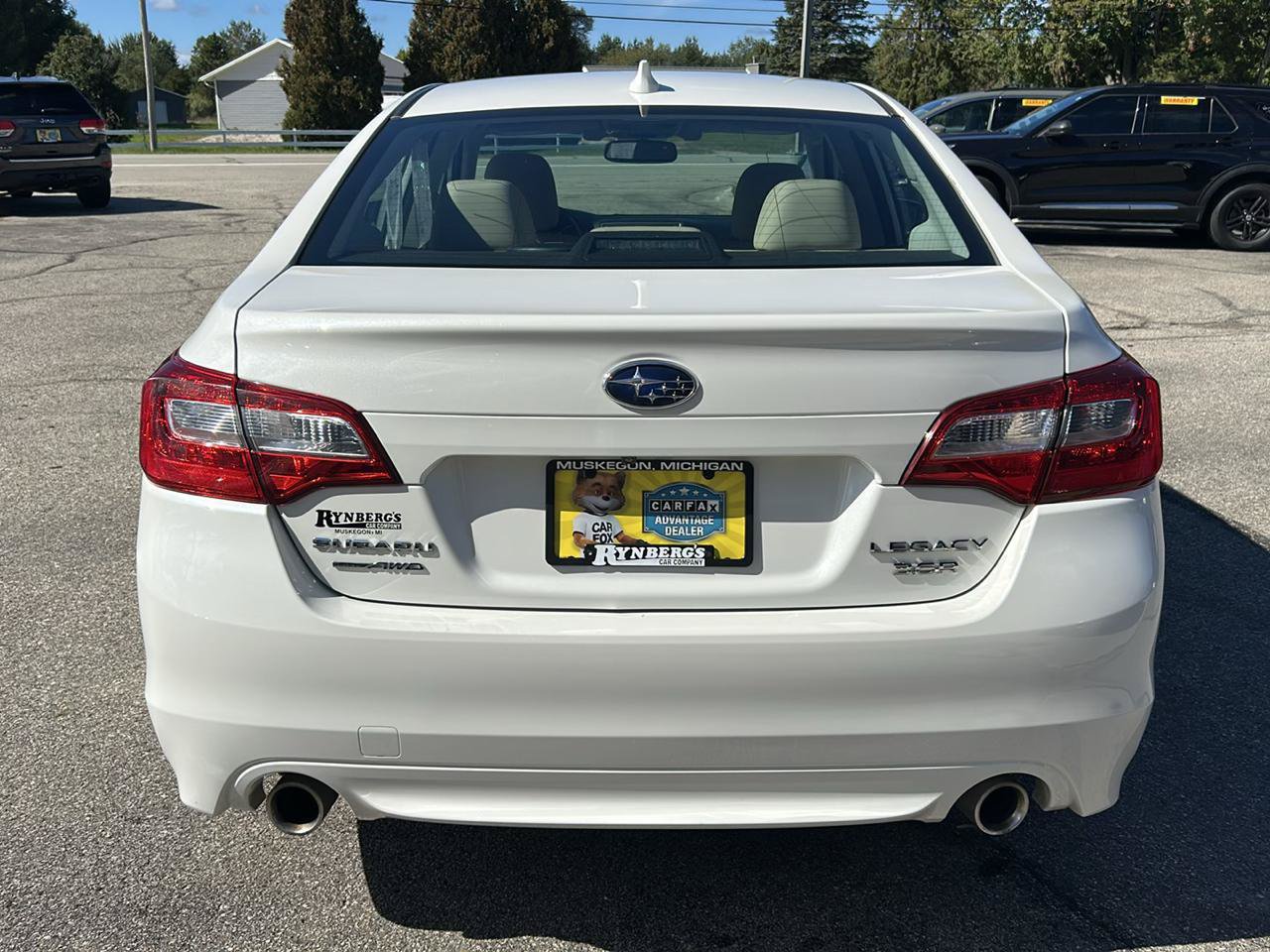 Used 2016 Subaru Legacy 3.6R Limited AWD/4WD image 3