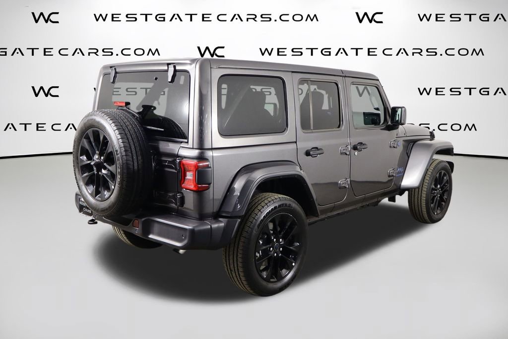 Used 2025 Jeep Wrangler Unlimited Sahara w/ Safety Group image 51