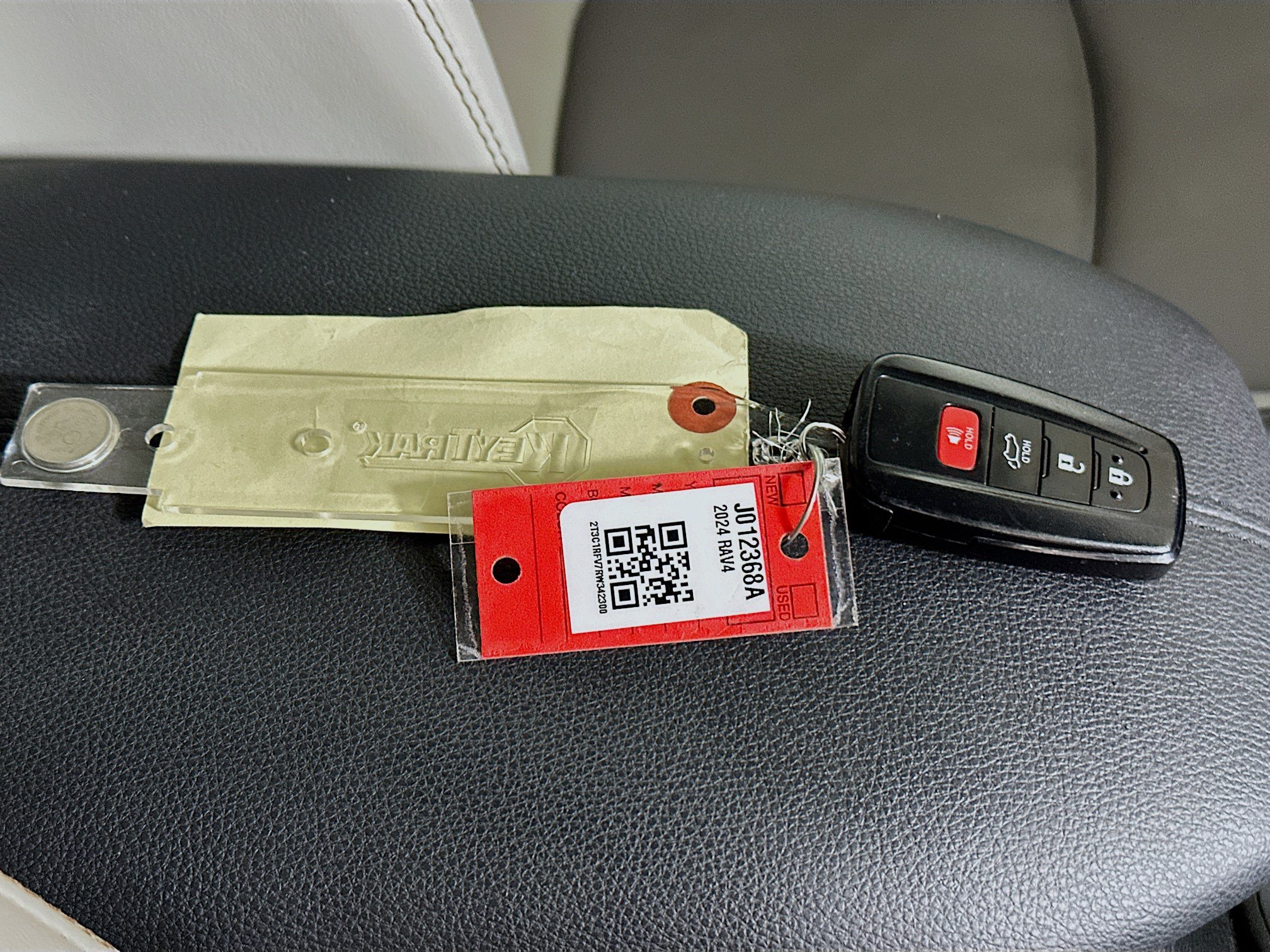 Used 2024 Toyota RAV4 XLE Premium w/ Weather Package FWD image 33