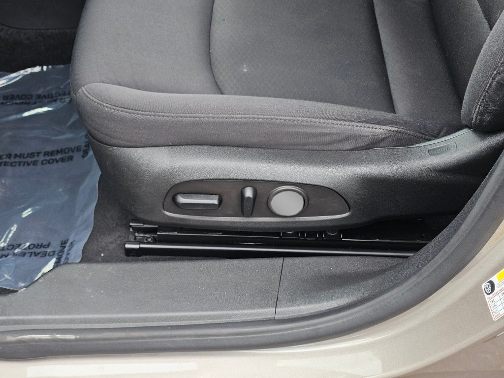 Used 2023 Chevrolet Malibu LT FWD image 53