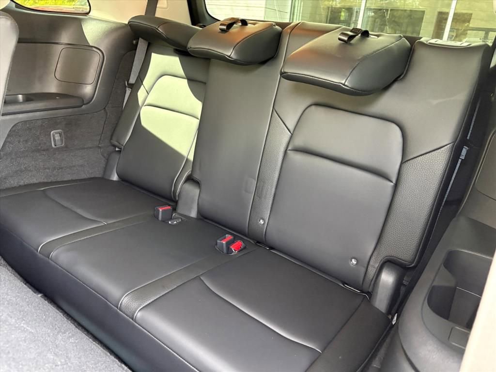 Certified 2024 Nissan Pathfinder SL image 19