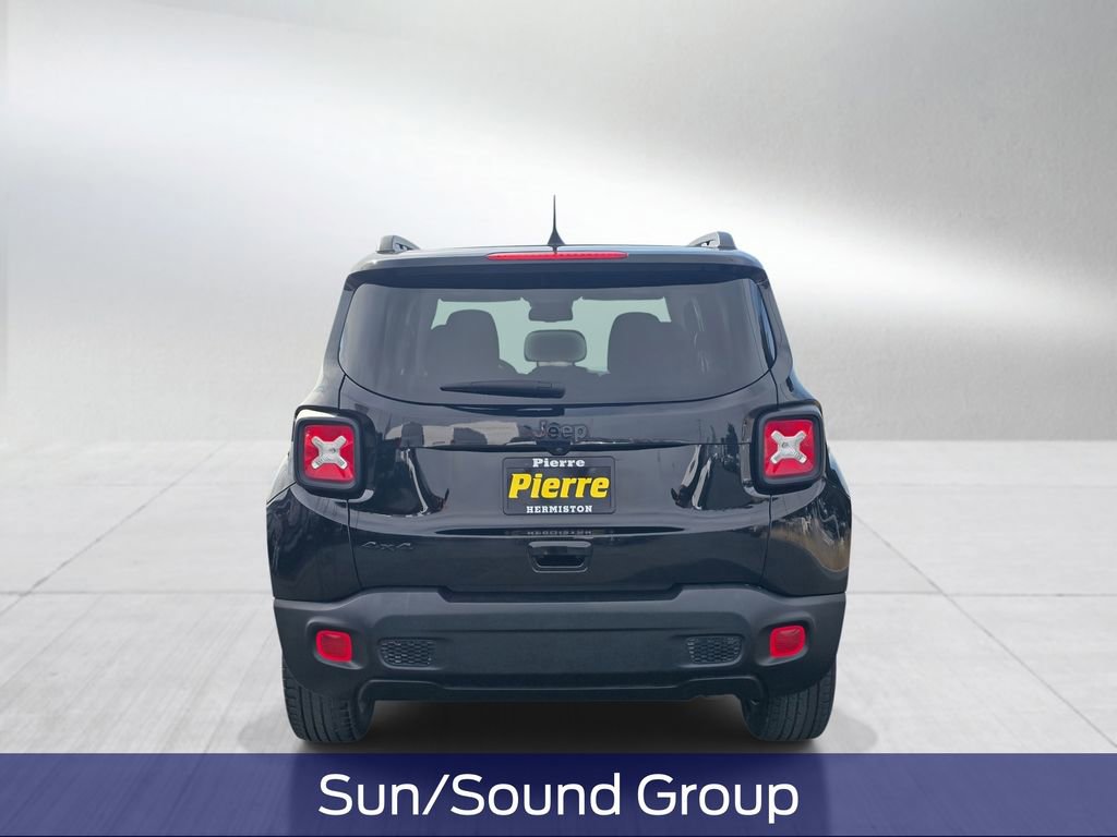 Used 2023 Jeep Renegade Altitude w/ Sun/Sound Group AWD/4WD image 5