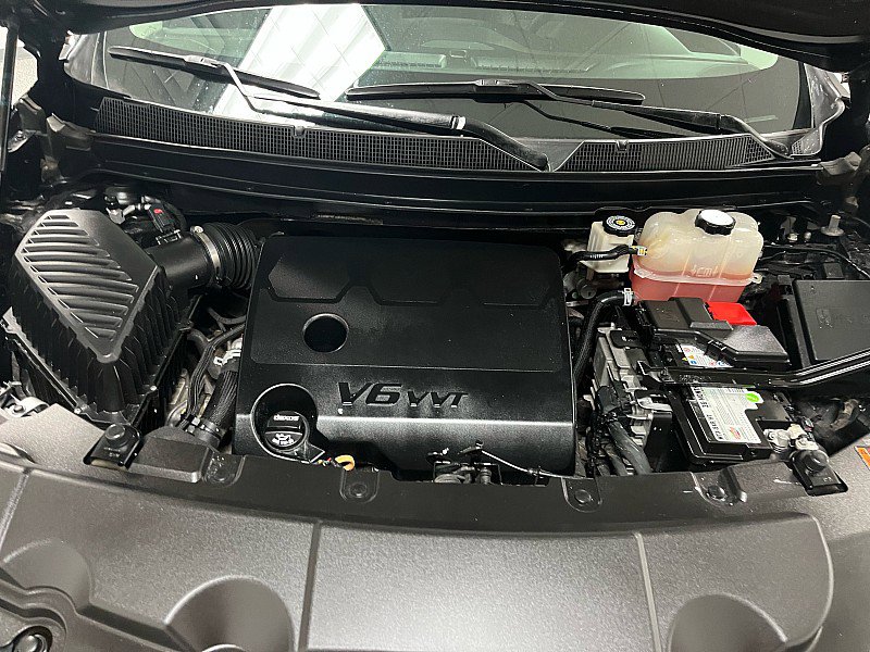 Used 2019 Chevrolet Traverse LS w/ LPO, Blackout Package image 17