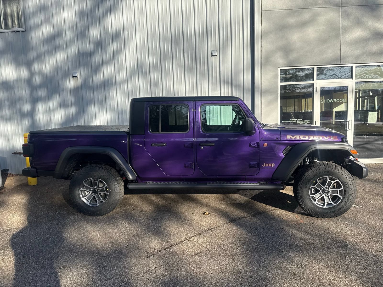 New 2026 Jeep Gladiator Mojave w/ Safety Group AWD/4WD image 8
