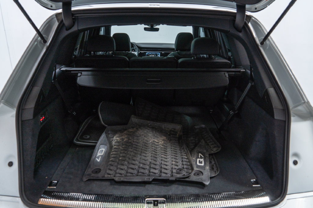 Used 2025 Audi Q7 3.0T Premium Plus AWD/4WD image 31