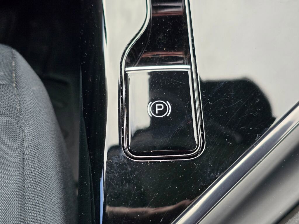 Used 2024 Kia Niro Wave w/ Wave Preserve Package image 35