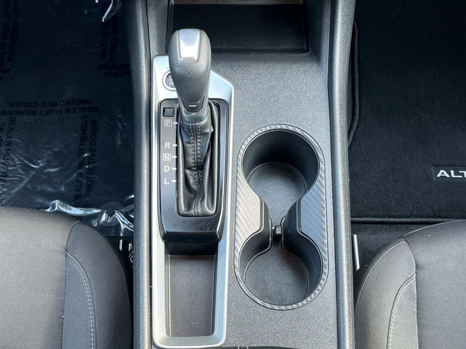 Used 2025 Nissan Altima 2.5 SV image 37