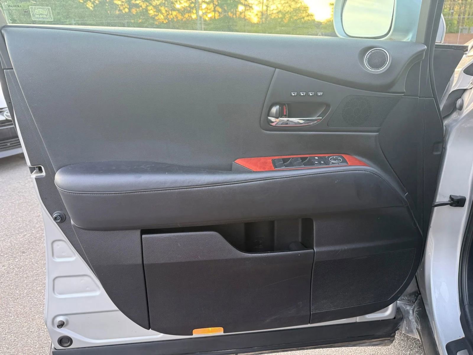 Used 2010 Lexus RX 350 AWD image 9