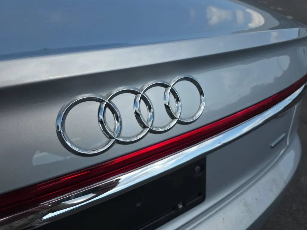 Used 2019 Audi A8 L 3.0T w/ Luxury Package AWD/4WD image 10