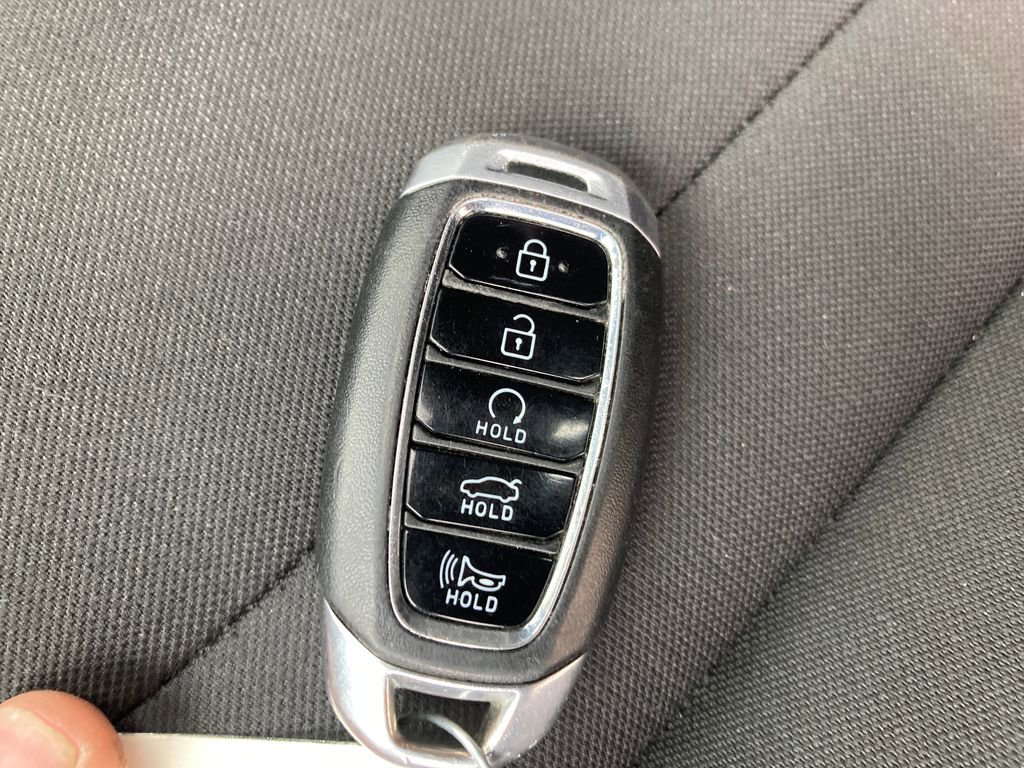 Used 2021 Hyundai Elantra SEL w/ Convenience + Premium Package FWD image 33