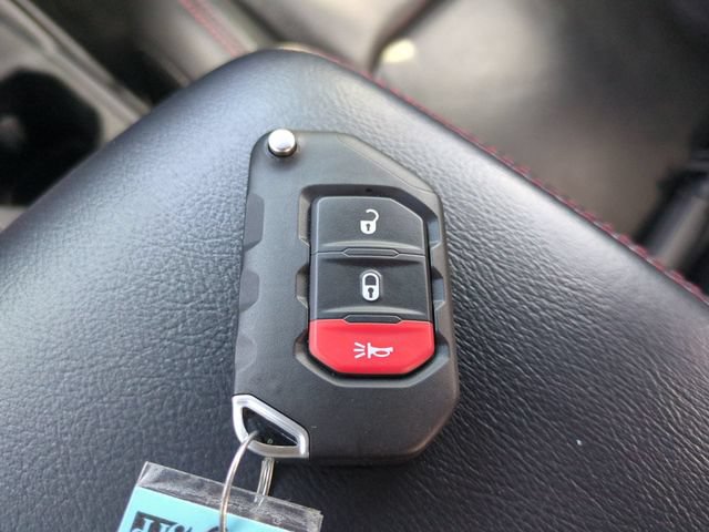 Used 2020 Jeep Gladiator Rubicon AWD/4WD image 35