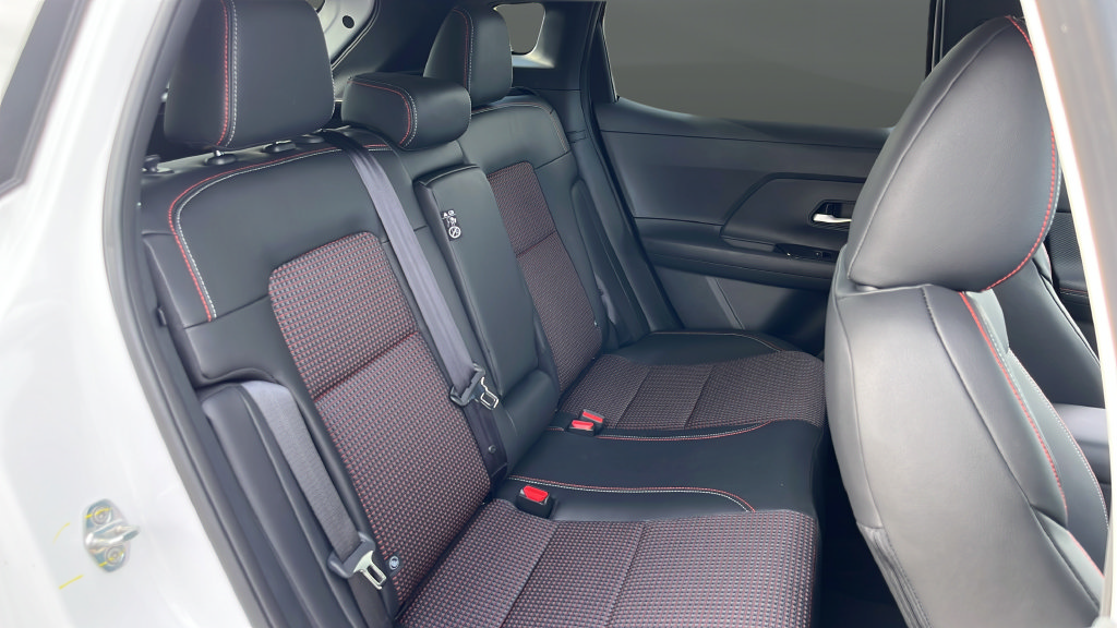 New 2026 Nissan Kicks SR AWD/4WD image 80