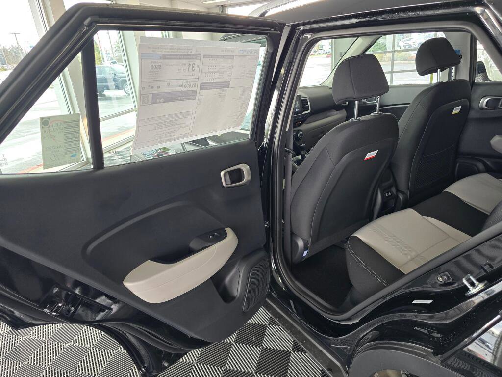 New 2026 Hyundai Venue SEL image 35