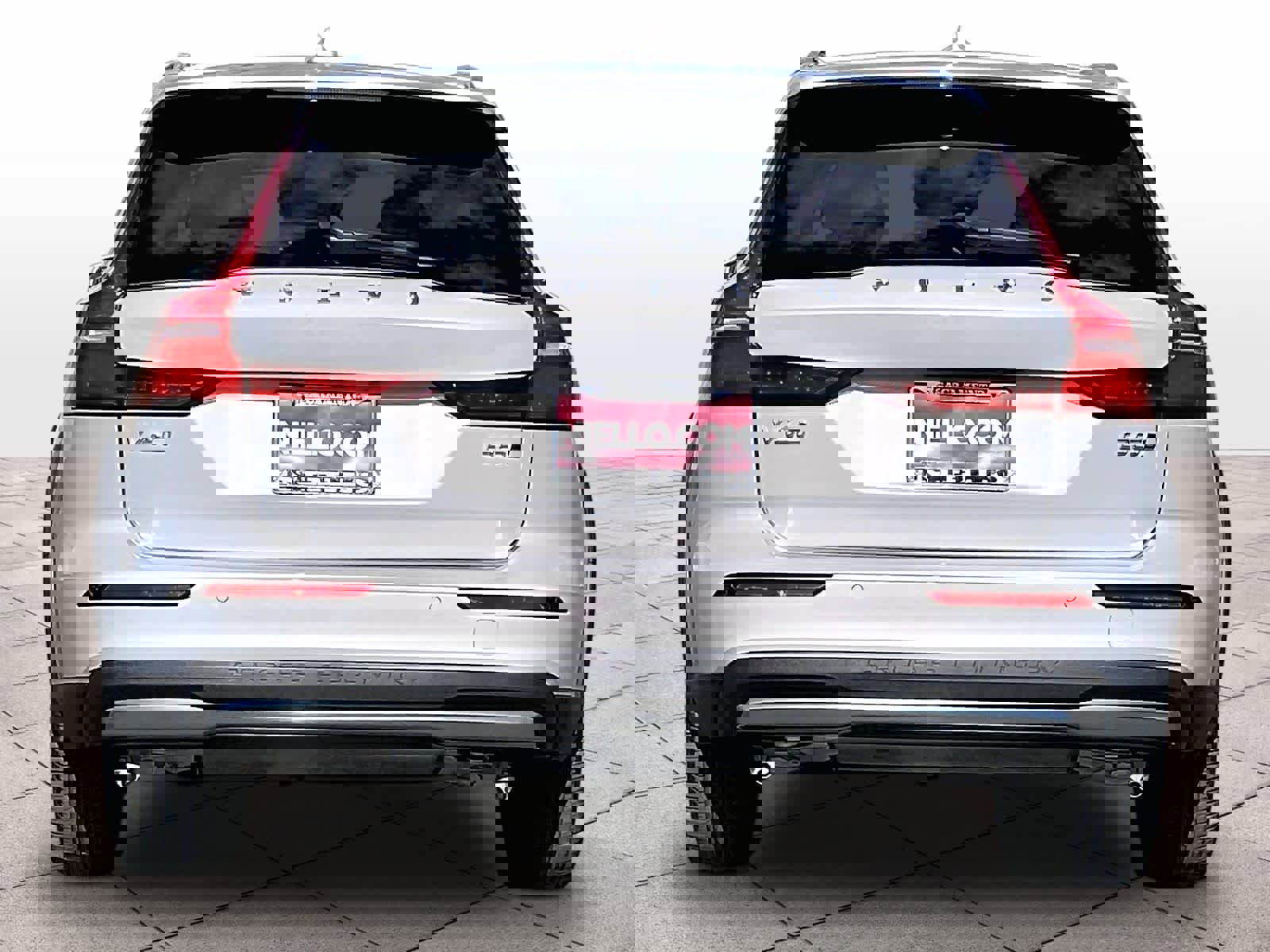 Used 2025 Volvo V60 B5 Cross Country Plus image 7