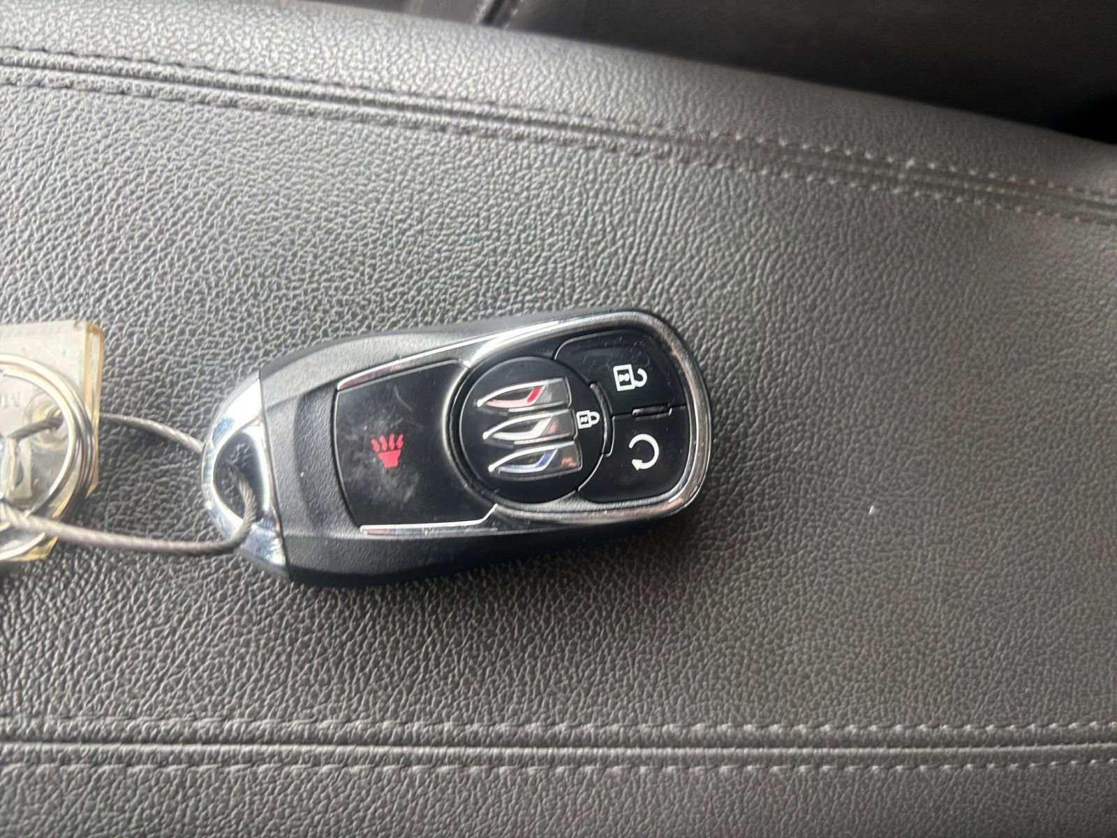 Used 2025 Buick Encore GX Preferred FWD image 21