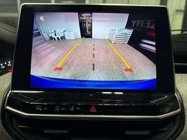 Used 2024 Jeep Compass Sport image 12