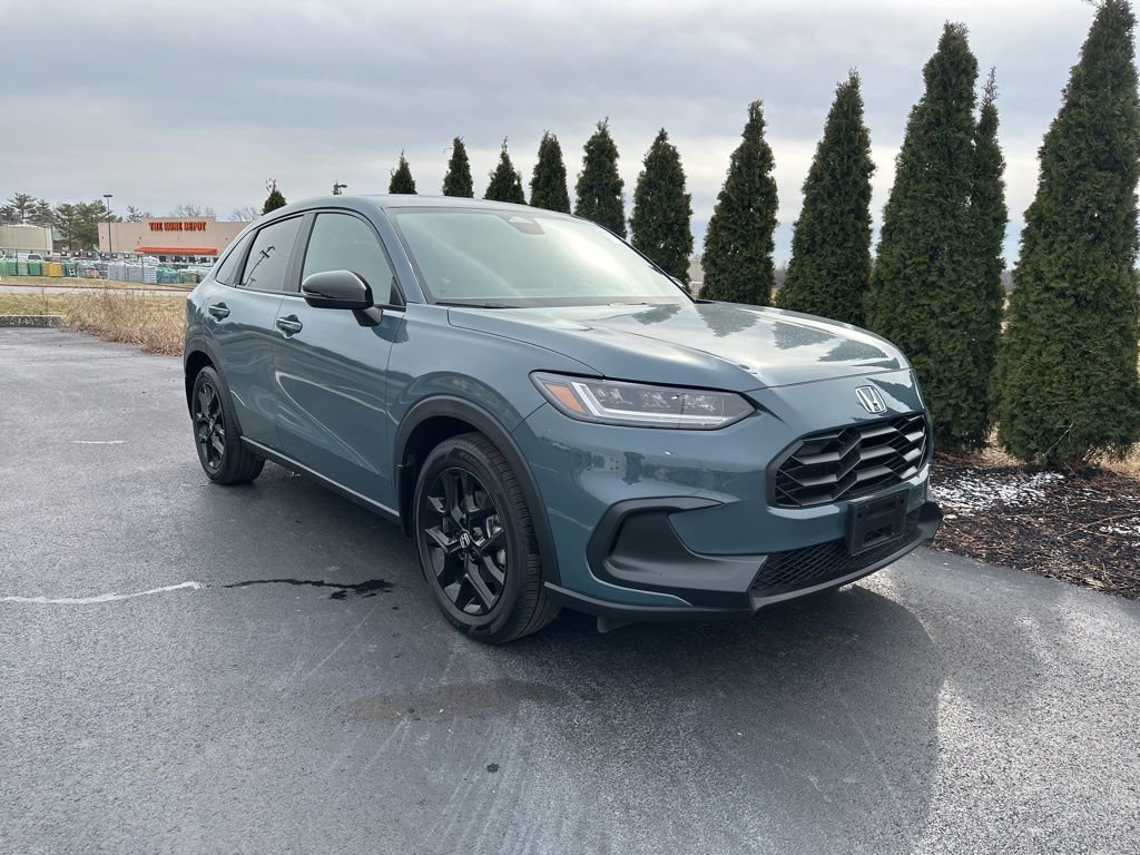 Used 2025 Honda HR-V Sport image 2