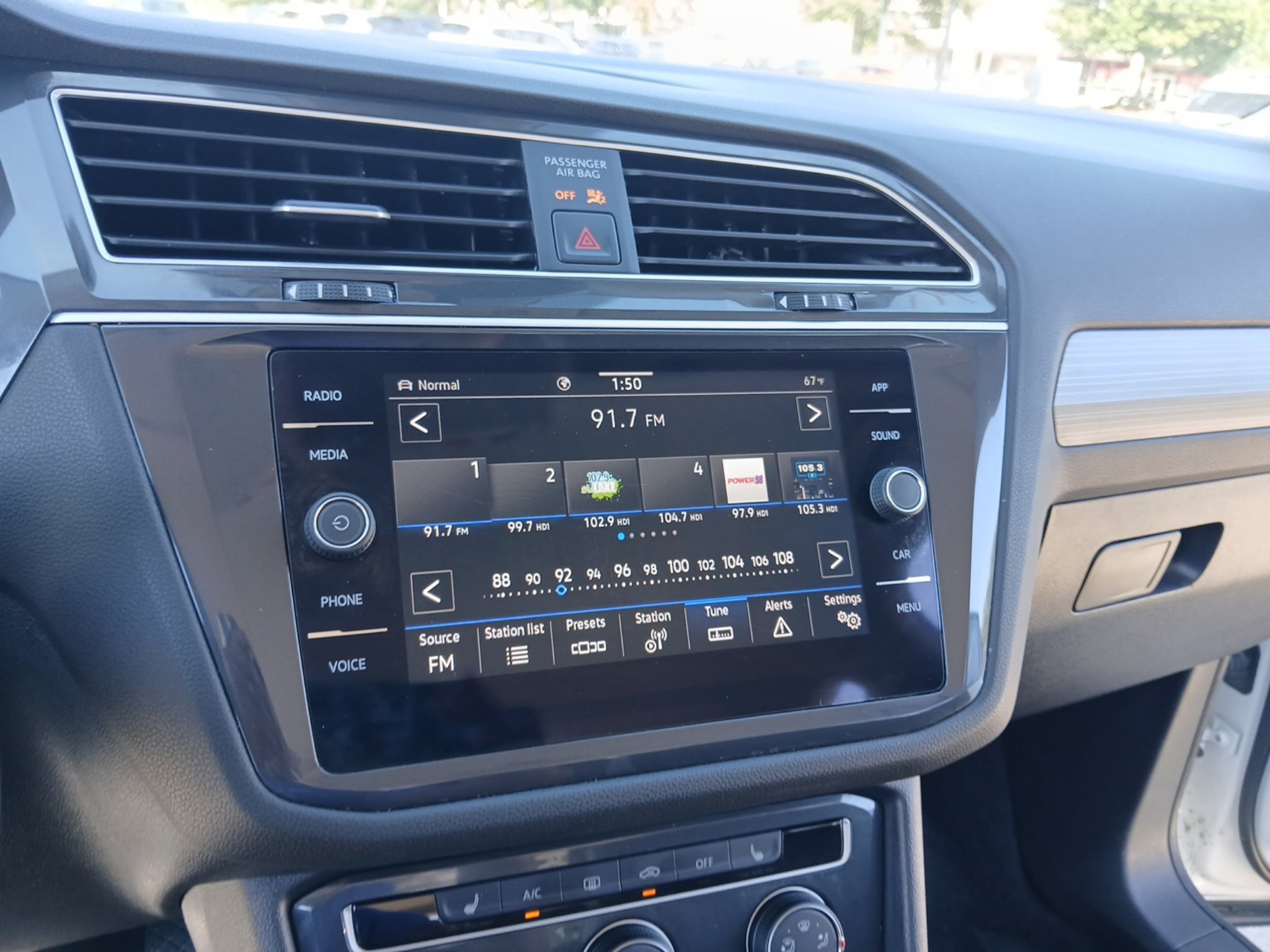 Used 2024 Volkswagen Tiguan Wolfsburg Edition AWD/4WD image 16