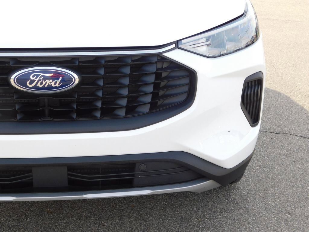 Used 2025 Ford Escape Active image 9