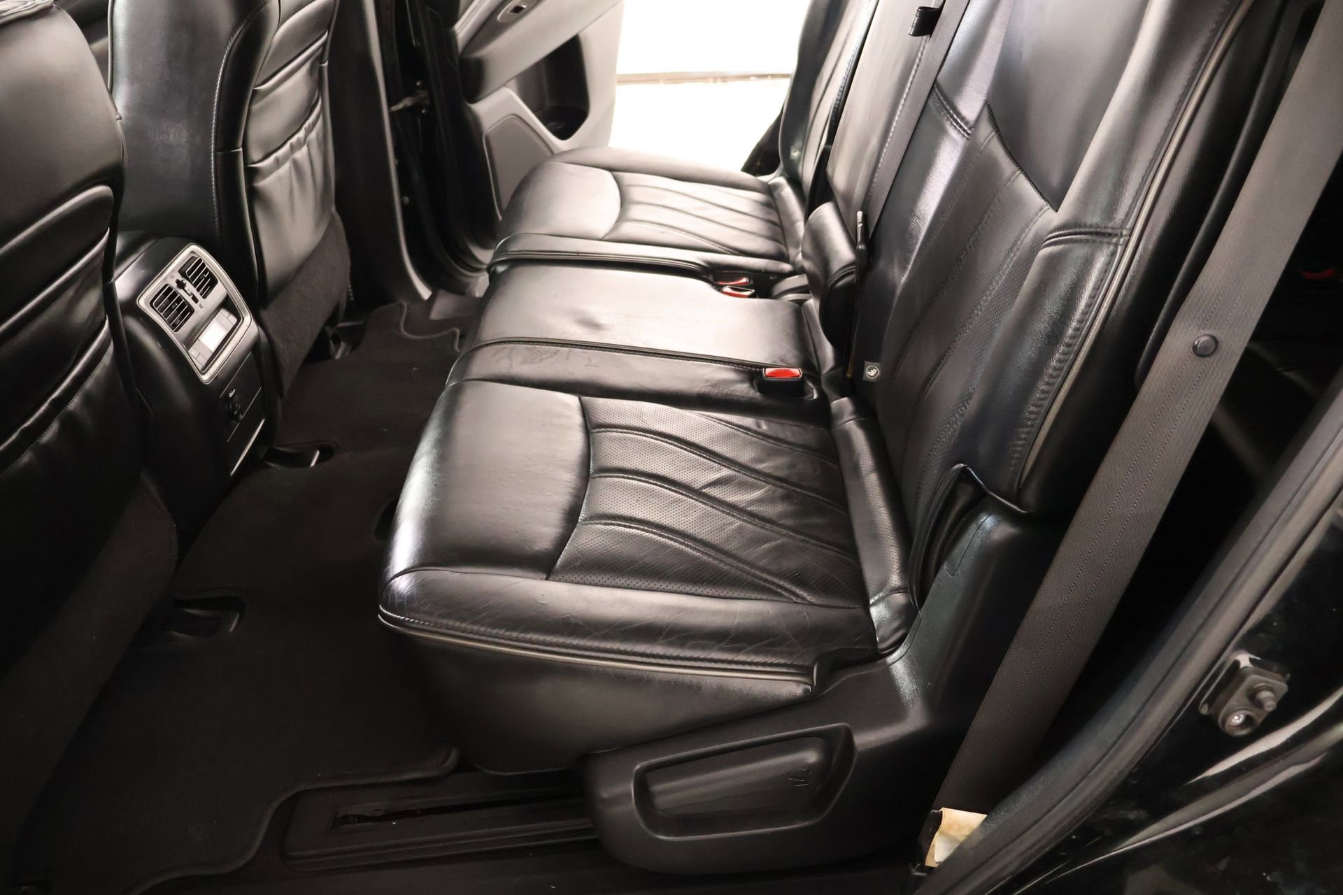 Used 2015 INFINITI QX60 AWD w/ Premium Plus Package image 13