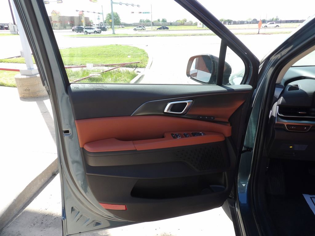 New 2026 Kia Carnival SX FWD image 10